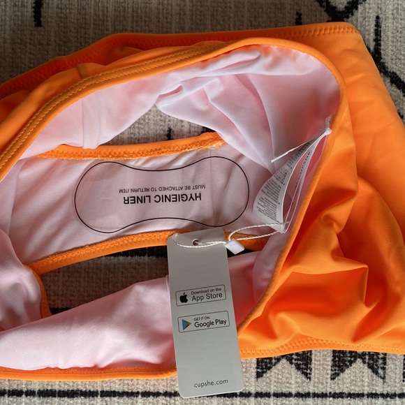 Brand new, high waisted bikini bottoms - Picture 2 of 3